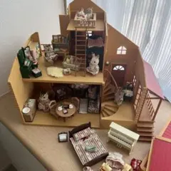 赤い屋根の大きなお家　家具人形付き　まとめ売り　セット　初期　洋服