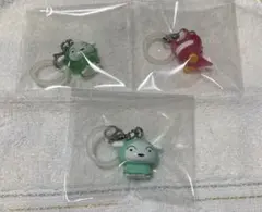 【開封済み】めじるしアクセサリー クレヨンしんちゃん ガチャガチャ 3点セット