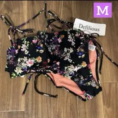 新品　Deflious デフィリアス　花柄　オフショルビキニ　M 109ブランドのサムネイル