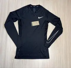 Nike Pro ブラック 長袖シャツ 新品タグ付き