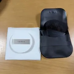 threeフェイスパウダー専用ブラシのサムネイル