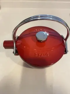 staub スクエアティーポット　ピメント　teapot ケトル　廃盤　レア staub スクエアティーポット ピメント teapot ケトル 廃盤 レア - メルカリ