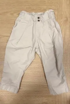 ホワイトカジュアルパンツ