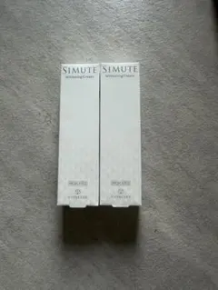 SIMUTE シミュート 薬用美白クリーム30g✖️２のサムネイル