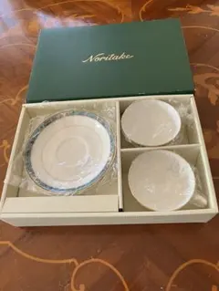 お値下げ　新品、未使用　ノリタケ Essex Court ティーカップセット