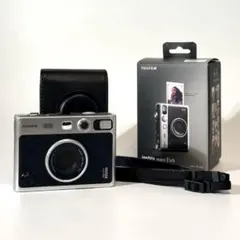 Fujifilm instax mini Evo 本体 純正レザーケース付