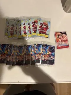 ワンピースカード マクドナルド プロモパックA・Bそれぞれ8パックずつ