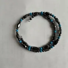 黒と青のビーズ ブレスレット