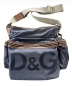 美品　D&G ショルダーバッグ ネイビー　ドルガバ　男女兼用のサムネイル