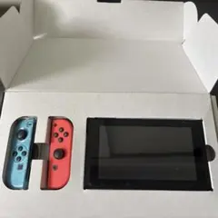 任天堂　Switch 本体のサムネイル