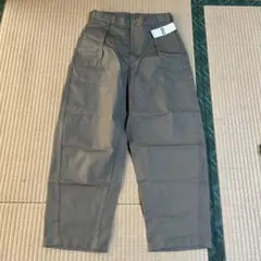 【新品・タグ付き】GU カーブタックパンツ　カーキ　Sサイズ　ジーユー MEN