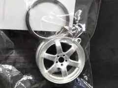 ★未開封品★ホイール型キーホルダー★マットシルバー 約3cm