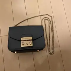 こ*は様 FURLAネイビー ショルダーバッグ