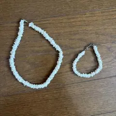 ホワイトシェルネックレス、ブレスレットセット