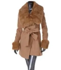 ファー付きロングコート　ロングコート　コート　紐付きコート　リエンダ