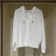 TRUBEホワイト 透かし編み フード付きカーディガン美品