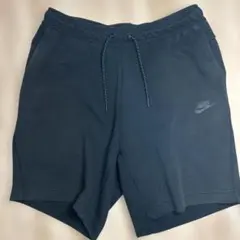 NIKE tech fleece ハーフパンツ　テックフリース　ブラック　L