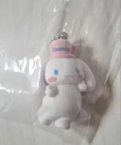 サンリオ ミニチュアチャーム　ガチャ　シナモロール　シナモン　フロッキー