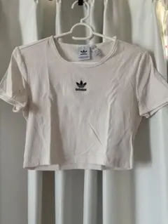 adidas Tシャツのサムネイル