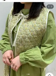 エヘカソポ　小花柄リバーシブルキルティングベスト