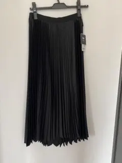 ユニクロ　theory プリーツラップスカート