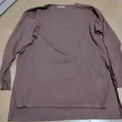 UNIQLO ブラウン 長袖 カットソー Mのサムネイル