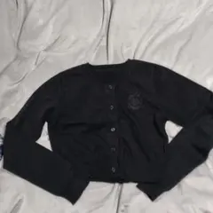 ブラック クロップドカーディガン ロゴ刺繍