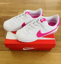 NIKE キッズスニーカー　19cm 新品