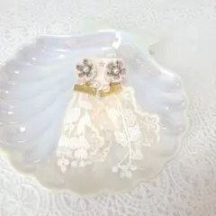 ハンドメイド つまみ細工 ピアス お花 レース 薄紫 白 推し活 可愛い