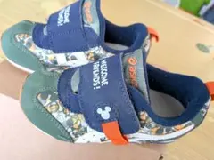 asics ディズニースニーカー 15.5cm