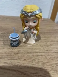 ロードオブザリング　ガラドリエル　フィギュア