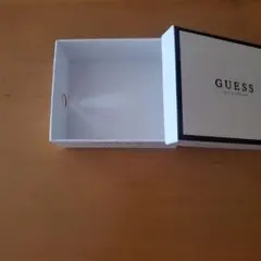 GUESS 空箱