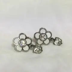 マリークワント  ピアス