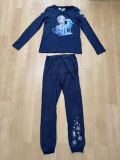 H&M 長袖　パジャマセット　エルサ プリント ネイビー 134～140