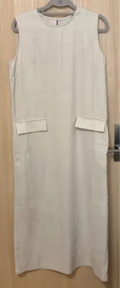 ノースリーブロングワンピース オフホワイト