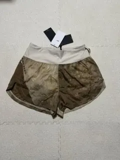 ナイキ トレイル ランニングショーツ レディーズ FN2648-104 新品