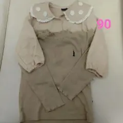 フラワーモチーフ襟のベージュジャケットと長袖2点セット