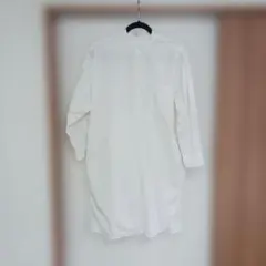ホワイト ノーカラー ロングシャツワンピース ボタン付き ホワイト