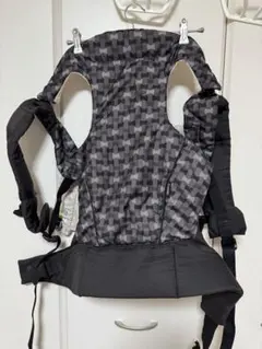 Combi セオッテ ONE 抱っこ紐 おんぶ紐