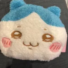 ちいかわ ふわふわ　フェイスポシェット　ハチワレ