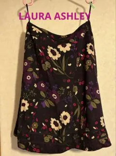 ローラアシュレイ 　フレアスカート　黒地　花