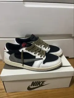 ミディアムオリーブ