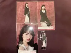 櫻坂46 山田桃実 サクコレ キーホルダー アニバーサリードレス生写真