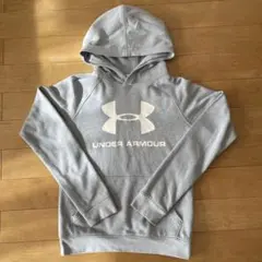 UNDER ARMOUR グレー フード付きパーカー YLG