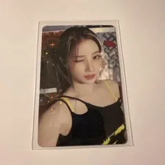 LESSERAFIM カズハ トレカ