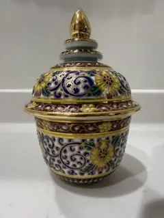 Item thumbnail for item a49f592a-f939-4fb0-90c9-86d74fcd13df