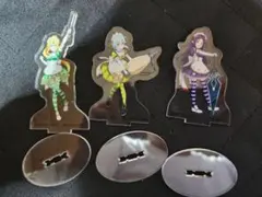 SAO 一番くじ メイド アクリルスタンド リーファ シノン ユウキ 3種のサムネイル