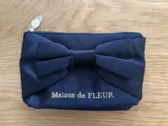 Maison de FLEUR ネイビー ポーチ リボン付きのサムネイル
