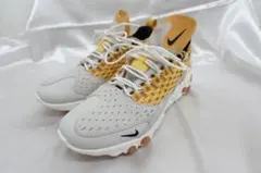 ナイキ リアクト セルトゥ　REACT SERTU イエロー