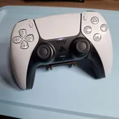 RETRO 3 ゲーム機 本体とコントローラー - メルカリ